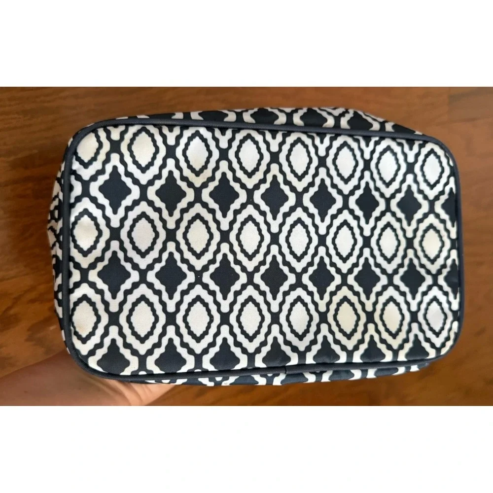 Thirty One Glamour Case Travel Bag Navy Lime Green Perfect Pendant Makeup Bag